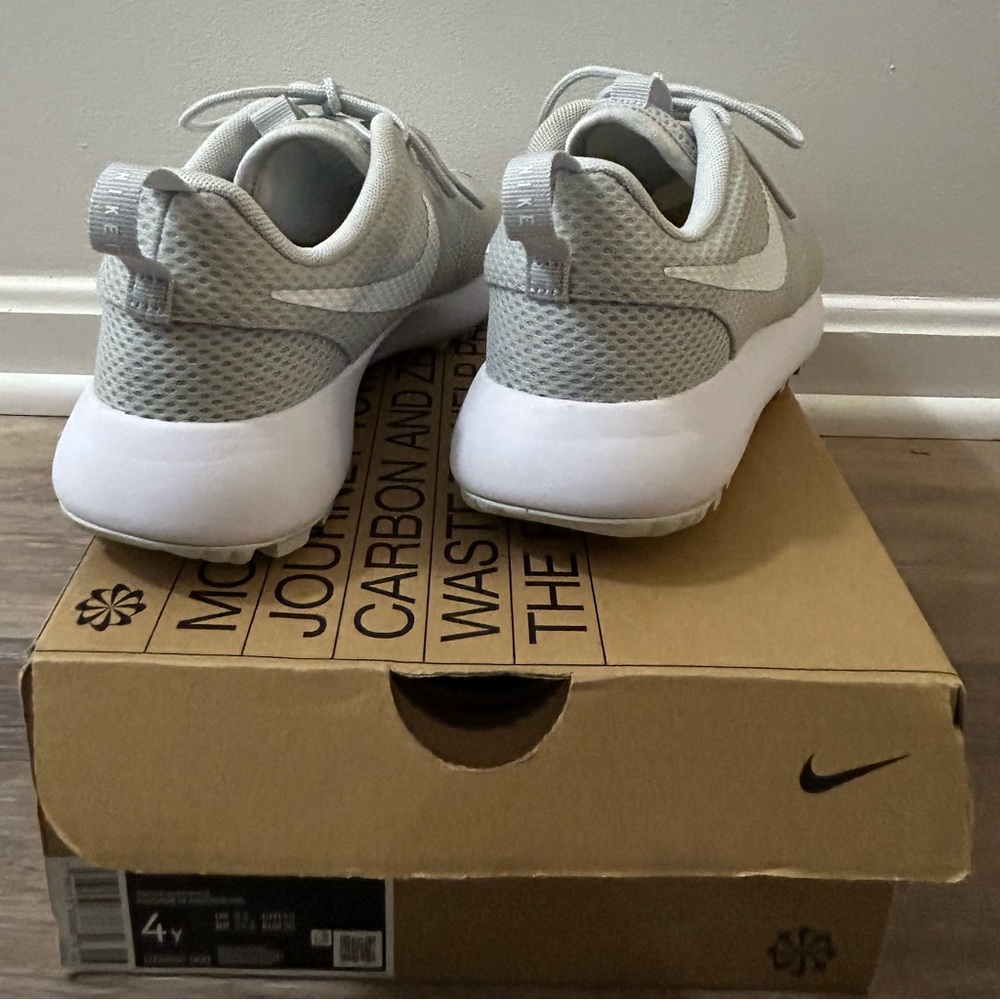 Nike Youth Golf Shoes - Picture 3 of 5